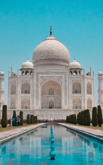 Taj Mahal, Agra, India Wallpaper 1752x2800