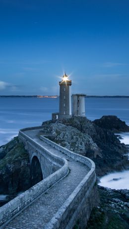 Lighthouse Fifth Minu, Sliding, France Wallpaper 1440x2560