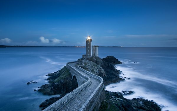 Lighthouse Fifth Minu, Sliding, France Wallpaper 1920x1200