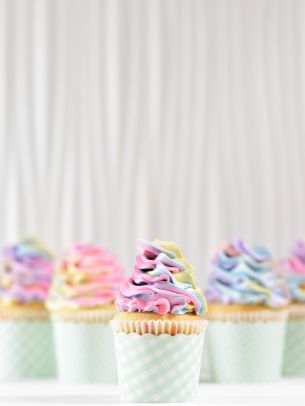 cupcakes, cream Wallpaper 1536x2048