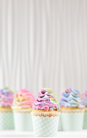 cupcakes, cream Wallpaper 1752x2800