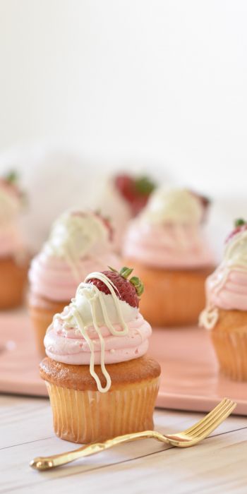 cupcakes, dessert Wallpaper 720x1440