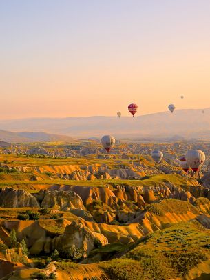 Cappadocia, Turkey Wallpaper 2048x2732