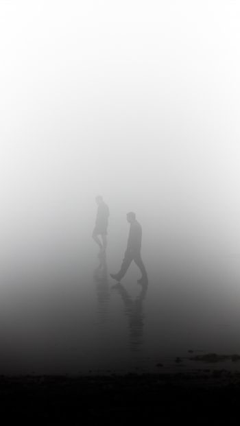 fog, people Wallpaper 640x1136