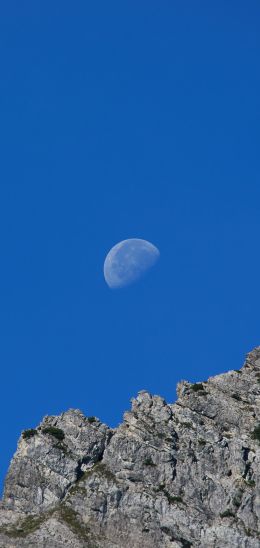 Обои 1080x2280 горы, луна, день
