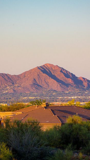 Arizona, USA, over the rooftops Wallpaper 640x1136