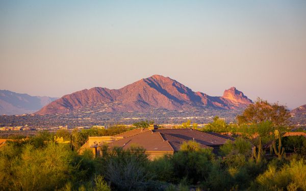 Arizona, USA, over the rooftops Wallpaper 2560x1600