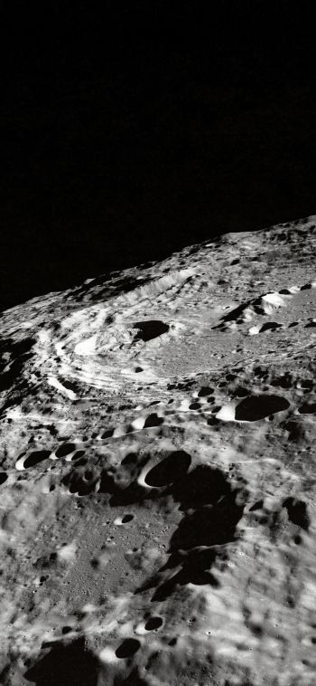Обои 1080x2340 поверхность луны