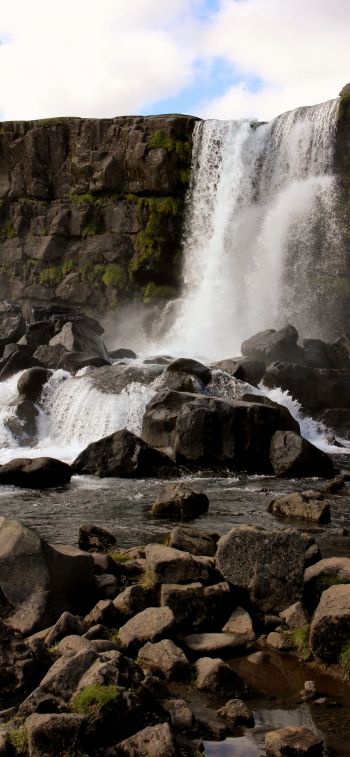 Обои 1284x2778 Тингвеллир, Исландия, водопад