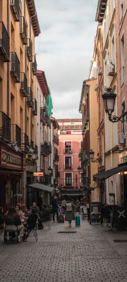 Madrid, Spain Wallpaper 1080x2400