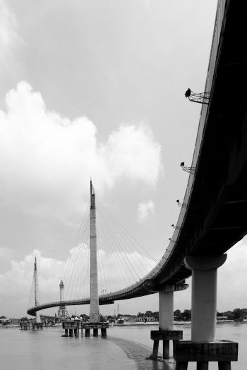 Обои 640x960 Джамби, Индонезия, мост