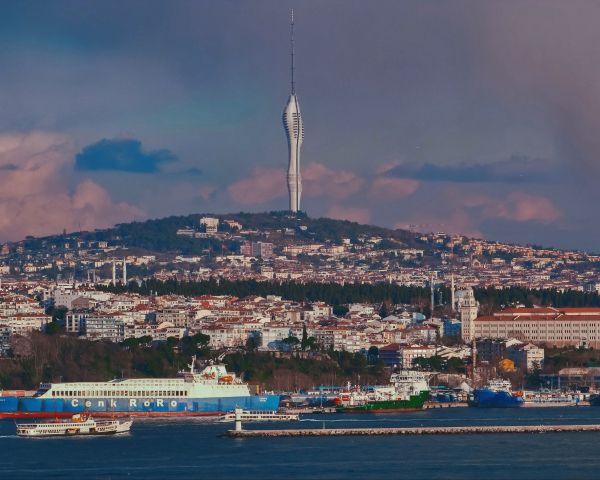 Istanbul, Turkey Wallpaper 1280x1024