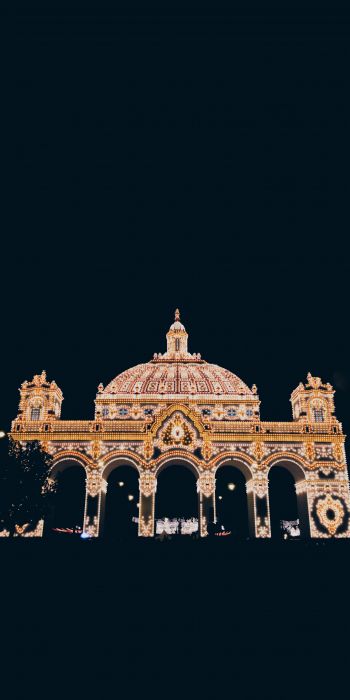 Spain, Sevilla, glowing arch Wallpaper 720x1440