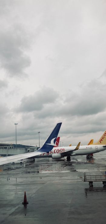 Обои 1080x2280 аэропорт Стамбула, Сабиха Гёкчен, Пендик