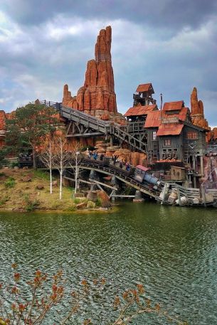 Disneyland Paris, Шасси, France Wallpaper 640x960