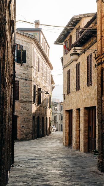 Bevanya, province of Perugia, Italy Wallpaper 2160x3840