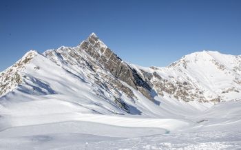 Обои 1920x1200 зимние горы, горные хребты