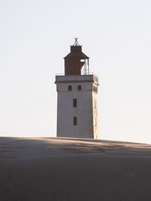 Lighthouse Rubjerg Knude, Denmark Wallpaper 1620x2160