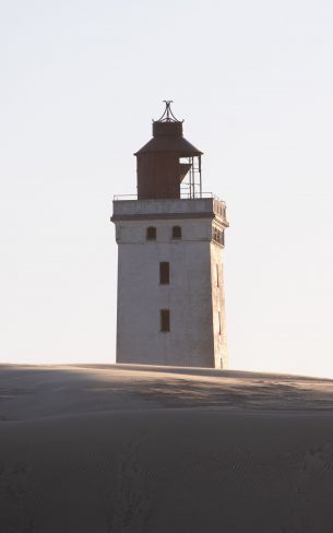 Lighthouse Rubjerg Knude, Denmark Wallpaper 800x1280
