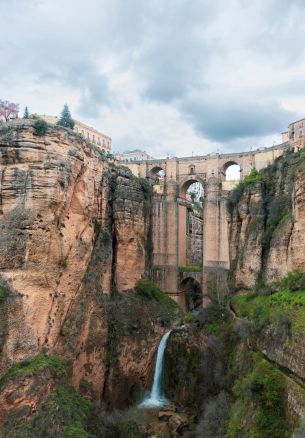 Ronda, Spain Wallpaper 1640x2360