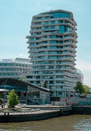 Hamburg, Germany Wallpaper 1640x2360