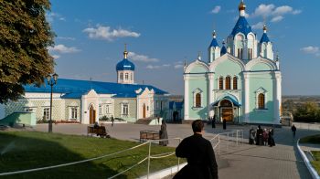 russian church, orthodoxy Wallpaper 2560x1440