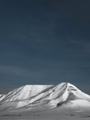 Longyearbyen, Svalbard and Jan Mayen Wallpaper 2048x2732