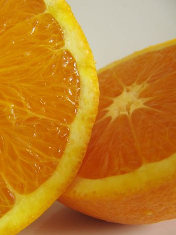 Обои 2048x2732 апельсин, фрукт