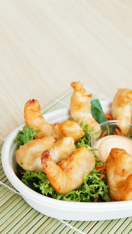 food, shrimp, serving Wallpaper 640x1136