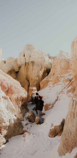 scale, snow, hiking Wallpaper 1080x2220