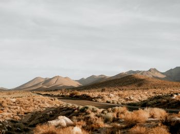 California, USA, desert landscape Wallpaper 1024x768