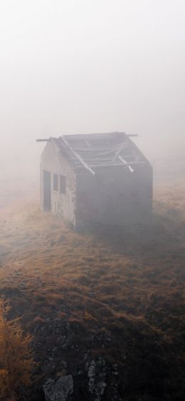lonely barn, empty Wallpaper 828x1792