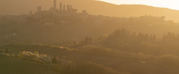 province of Siena, Italy, over the city Wallpaper 3440x1440