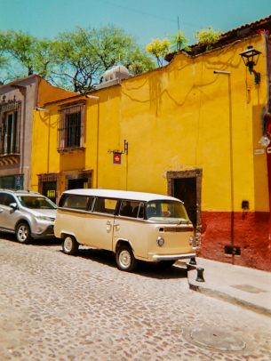 San Miguel de Allende, Guanajuato, Mexico Wallpaper 1536x2048