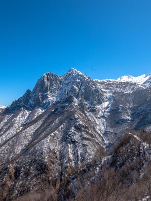 province of Lecco, Italy Wallpaper 2048x2732