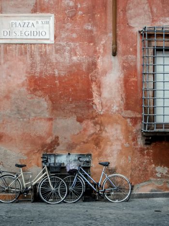 Обои 1620x2160 Рим, Италия, велосипеды