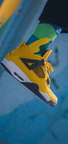 sneakers, sports shoes Wallpaper 720x1520