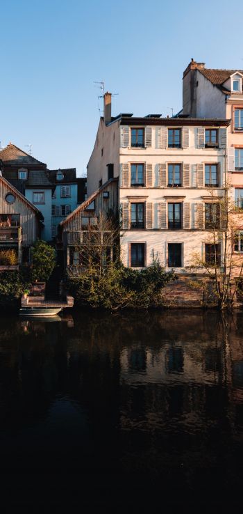 Strasbourg, France Wallpaper 1080x2280