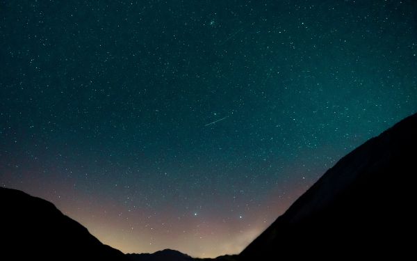 starry sky, mountains Wallpaper 2560x1600