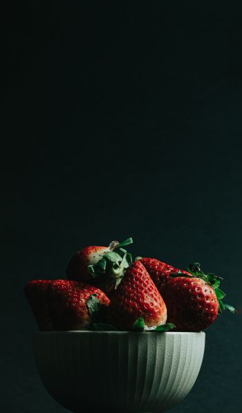strawberry, berry, black wallpaper Wallpaper 600x1024