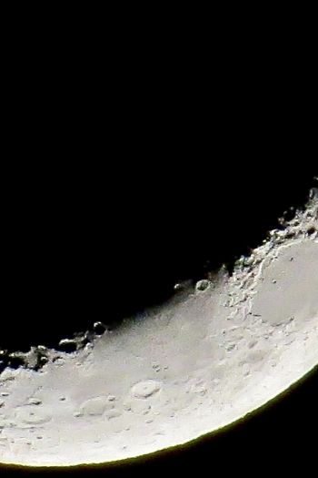 moon, space Wallpaper 640x960