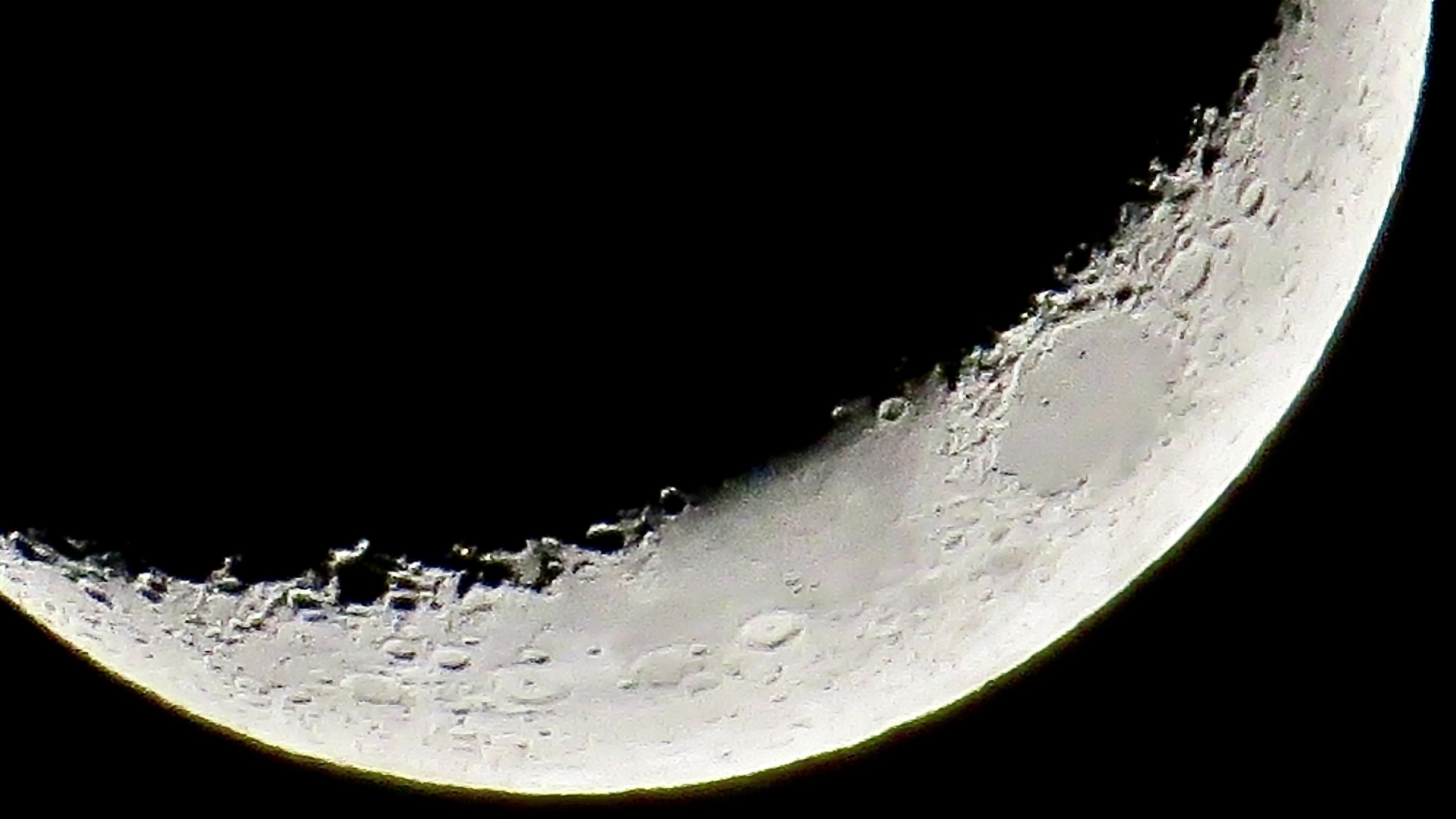 Луна, космос Обои 2560x1440 2K (WQHD) (QHD)