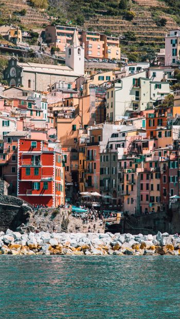 Cinque Terre, SP, Italy Wallpaper 750x1334