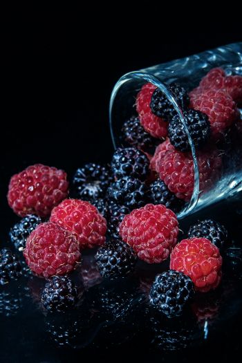 blackberry, raspberries, berry Wallpaper 640x960