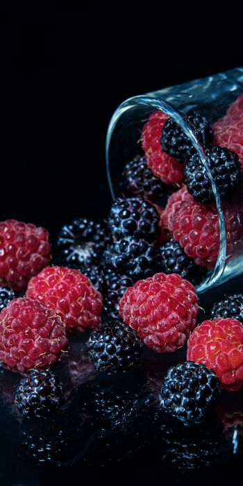 blackberry, raspberries, berry Wallpaper 720x1440