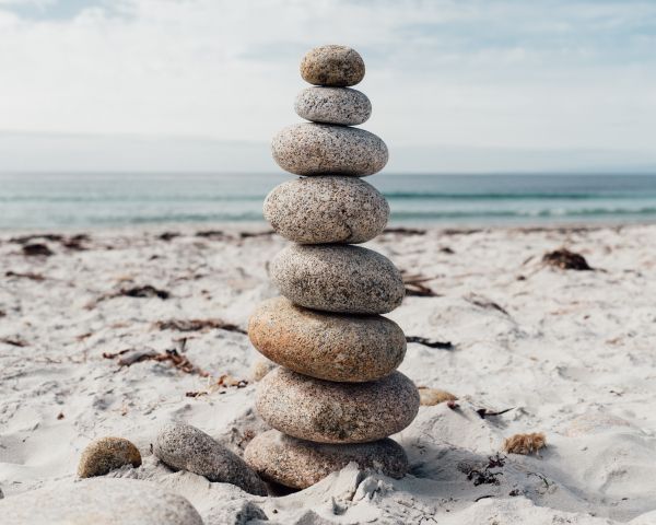 stones, on the beach Wallpaper 1280x1024