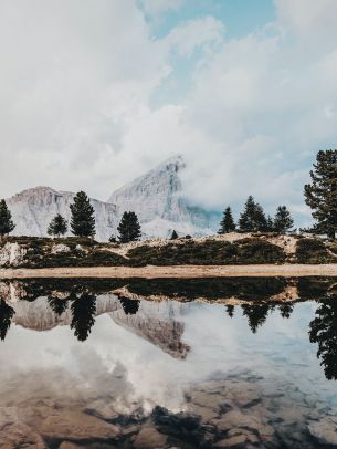 mountains, reflection in the lake Wallpaper 1536x2048