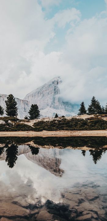mountains, reflection in the lake Wallpaper 1080x2220