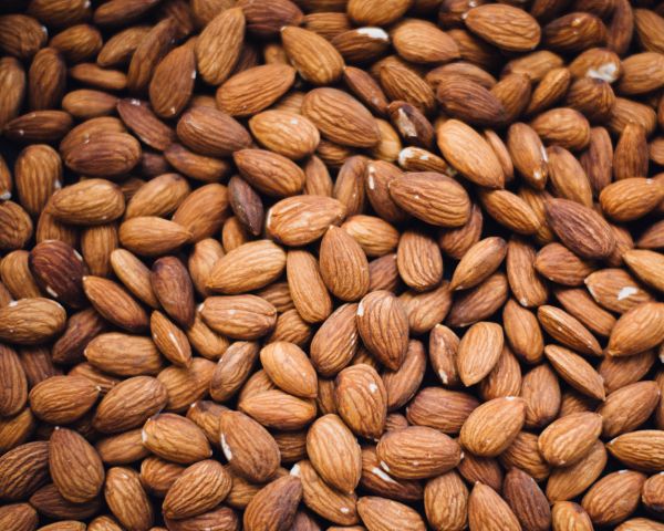 almond, nuts Wallpaper 1280x1024