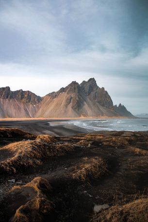 mountains, sea coast Wallpaper 640x960